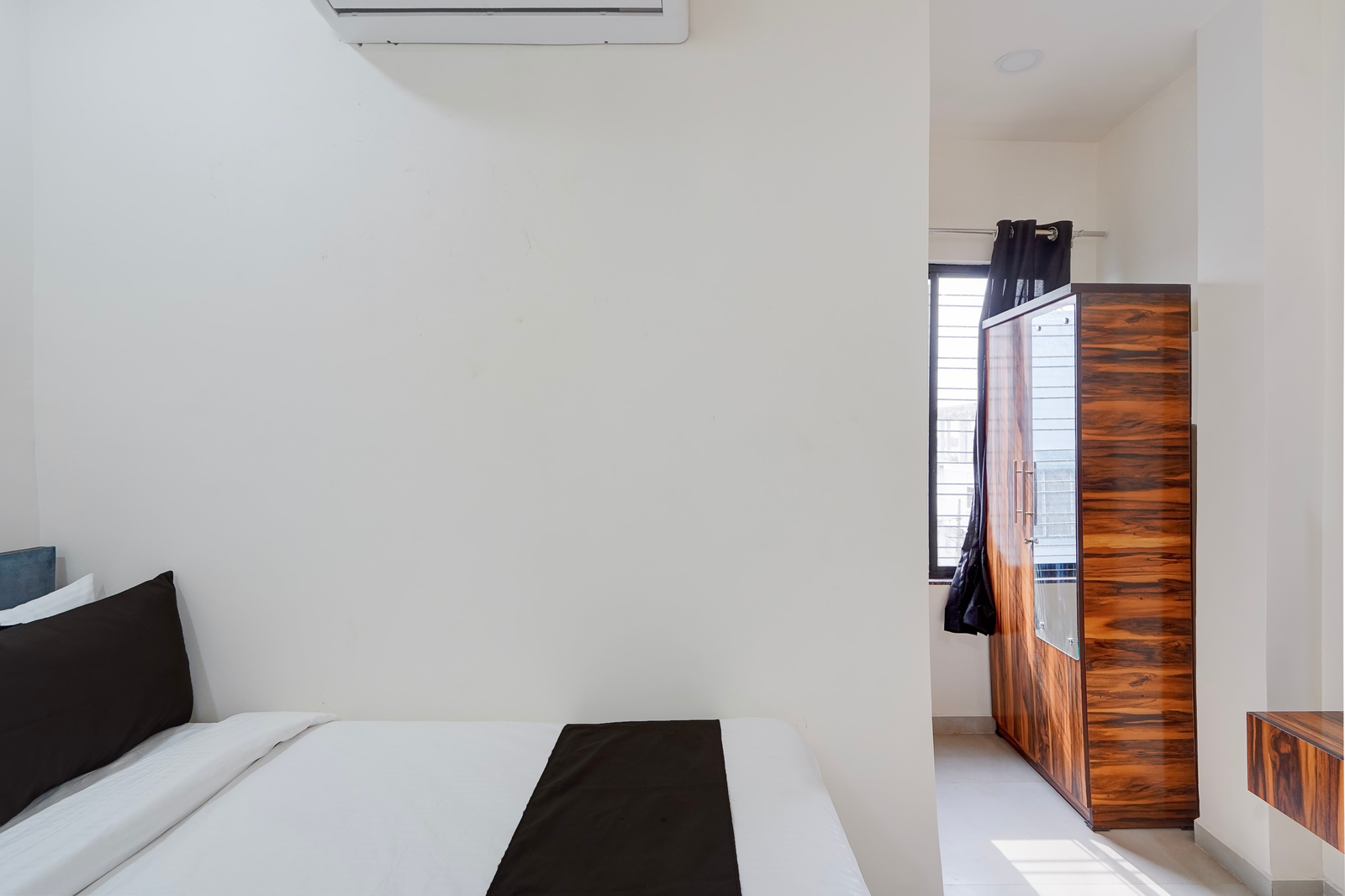super hotel o godhni road nagpur