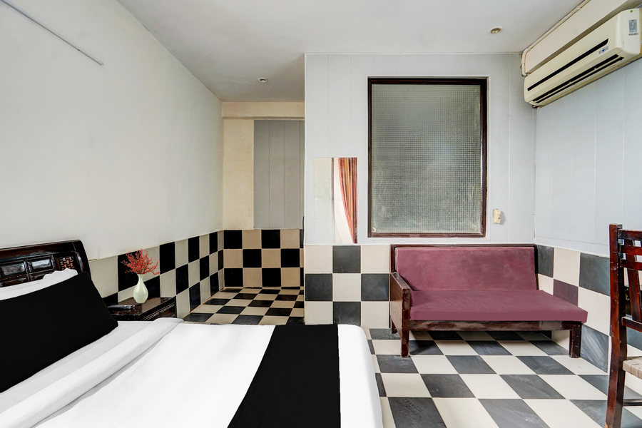 hotel o sector 93 noida formerly grand empire