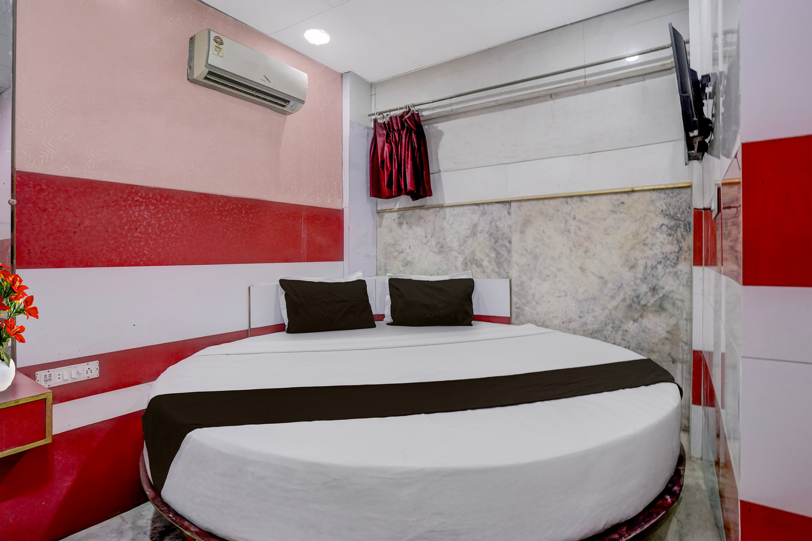 hotel o mg road crossway formerly ravi palace