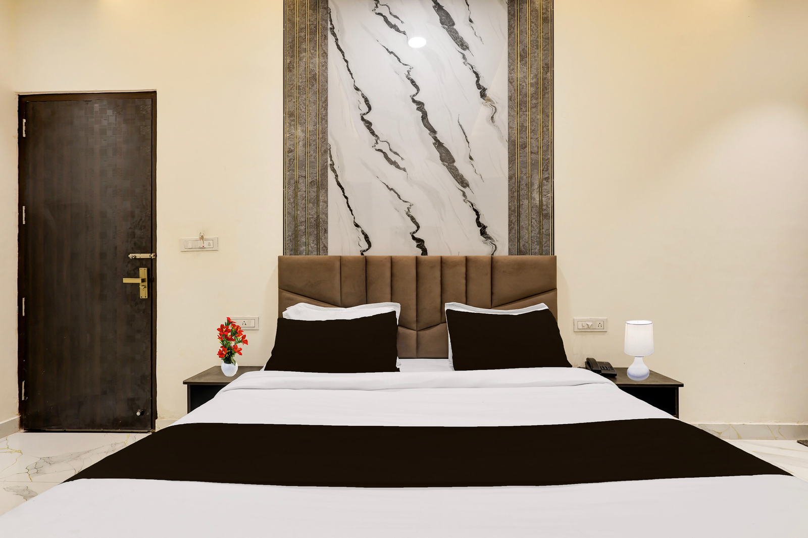 townhouse by oyo gt road amritsar near fortis hospital