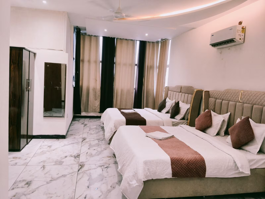 hotel royals zirakpur