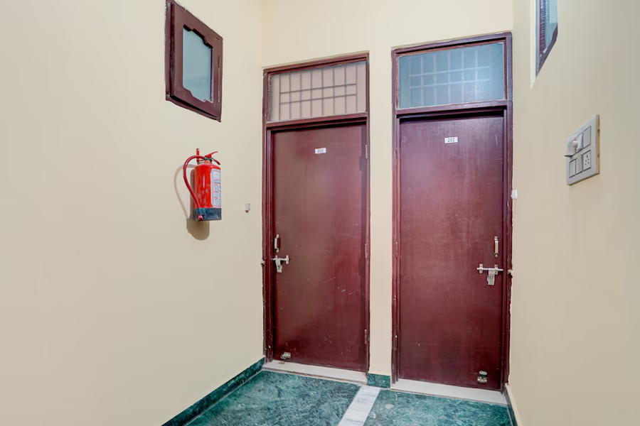Hotel O Chandigarh Outer Ring Road Formerly Ganesha,Naya Gaon,3 star