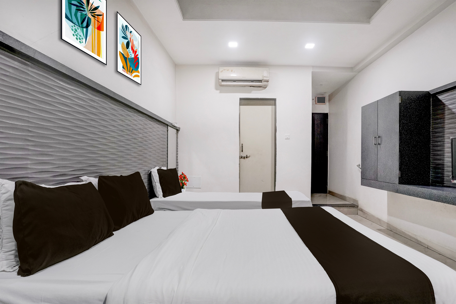 super hotel o kolhapur gate formerly tanwani lodging
