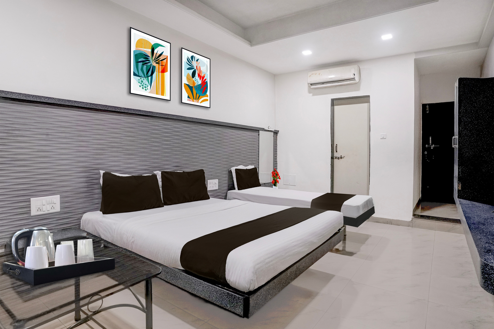 super hotel o kolhapur gate formerly tanwani lodging