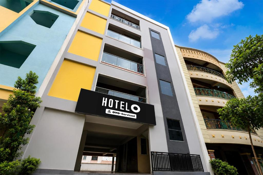 Hotel O Visakhapatnam Railway Junction Formerly Kesava Residency,Plot No. 32-2-16, Bowdara Road, Chavulamadum, Visakhapatnam, Andhra Pradesh 530004,3 star