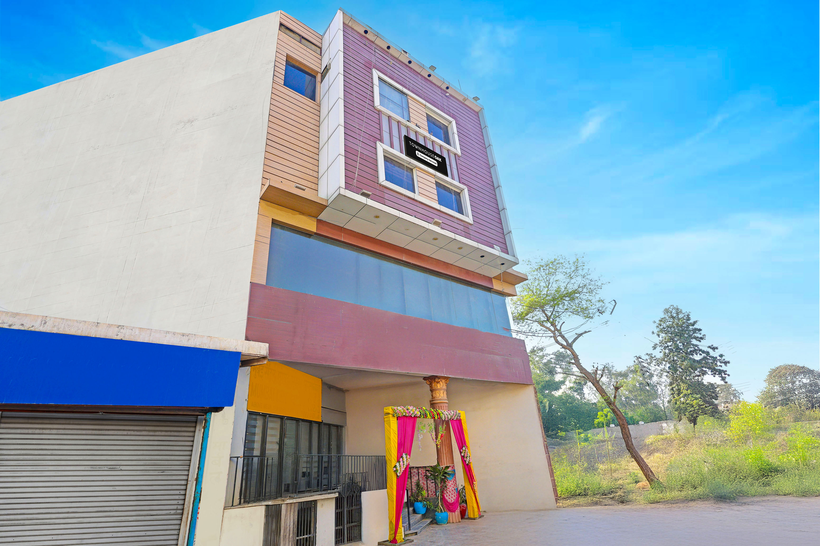 super townhouse oak rohtak bus terminal formerly inter urban