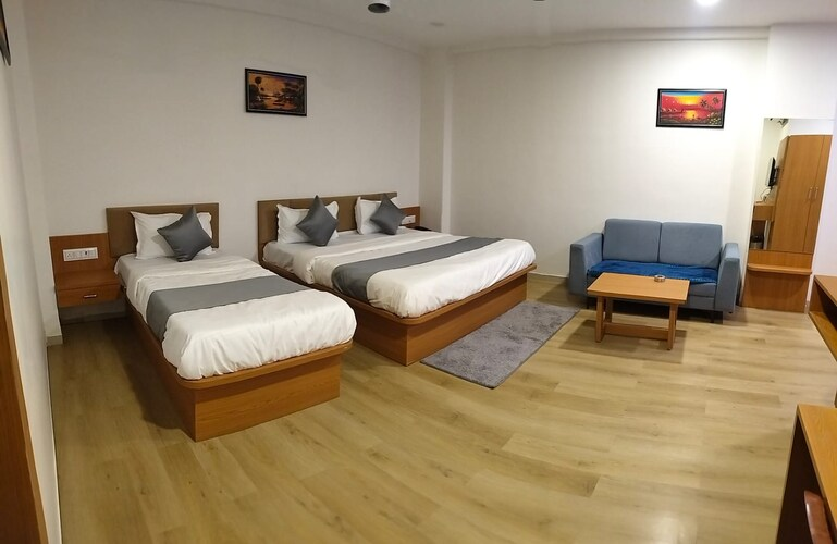 hotel royal elite