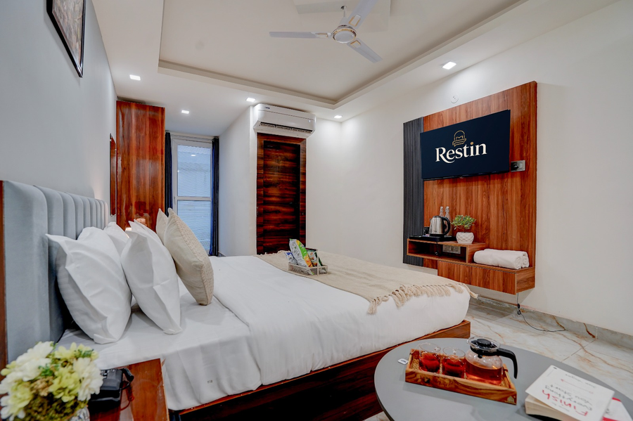 restin hotel spectrum mall road sector 101