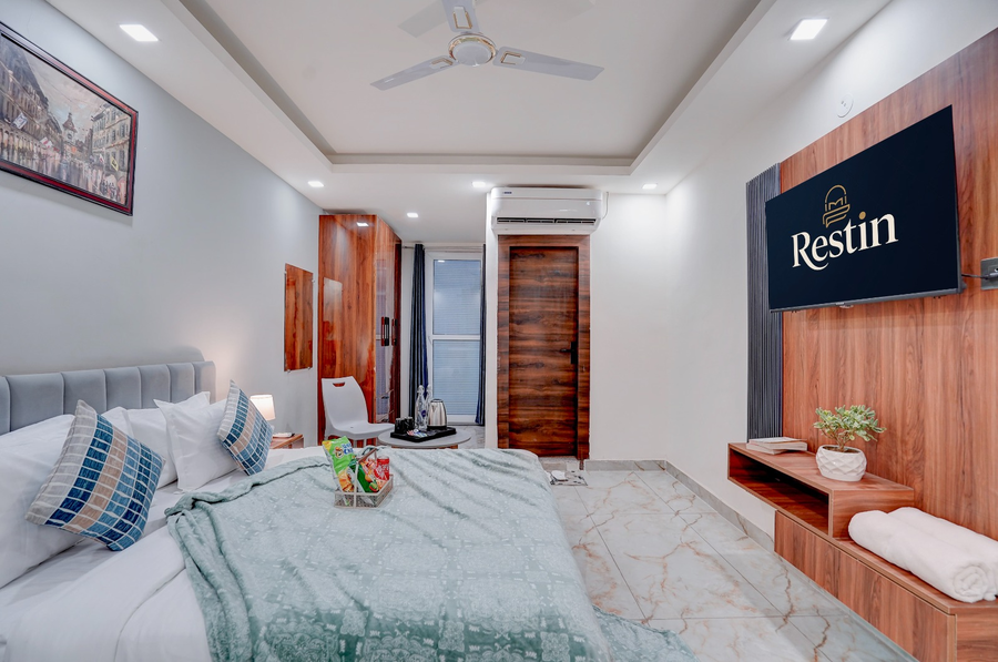 restin hotel spectrum mall road sector 101