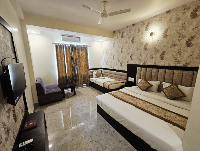 hotel kashi dham