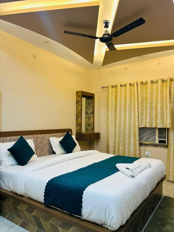hotel the pushpraj