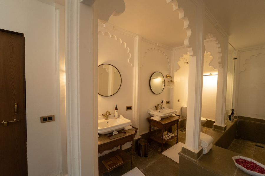 mewar manor by my downtown hotels jhadol haveli