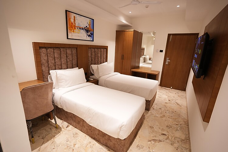 silvotel premier by bizzgrow hotels