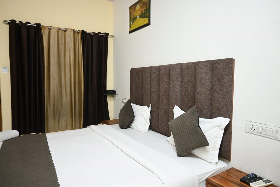 hotel roshan