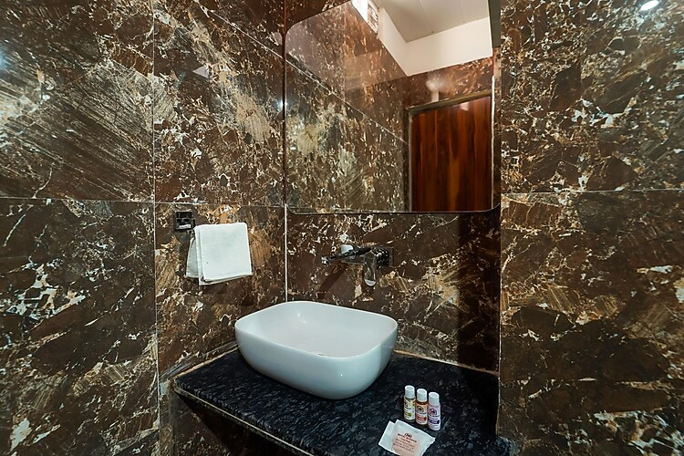 hotel roshan