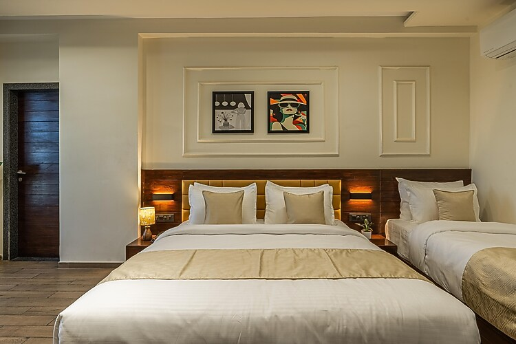 perfectstayz premium udaipur by the lake