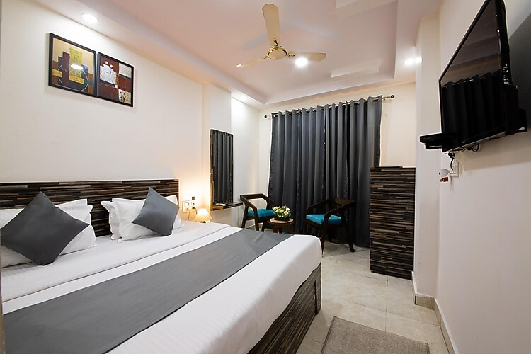 perfectstayz value umra grace near haridwar railway station