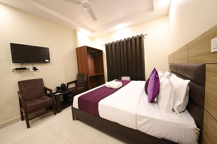 perfectstayz value dwarkesh