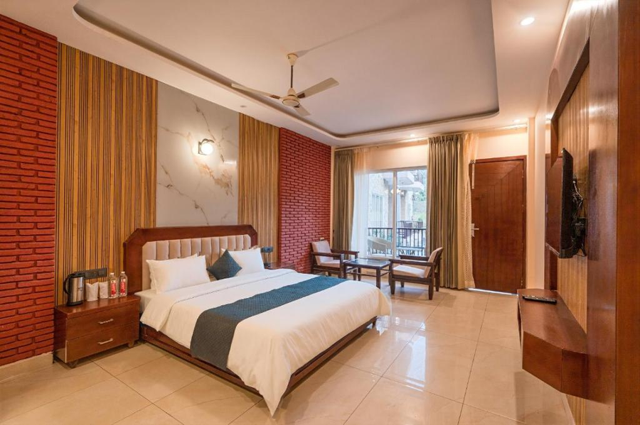 the jungle trail corbett resort and spa