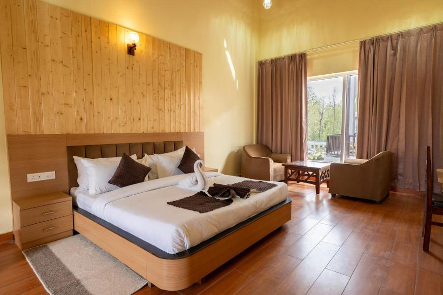 the jungle trail corbett resort and spa
