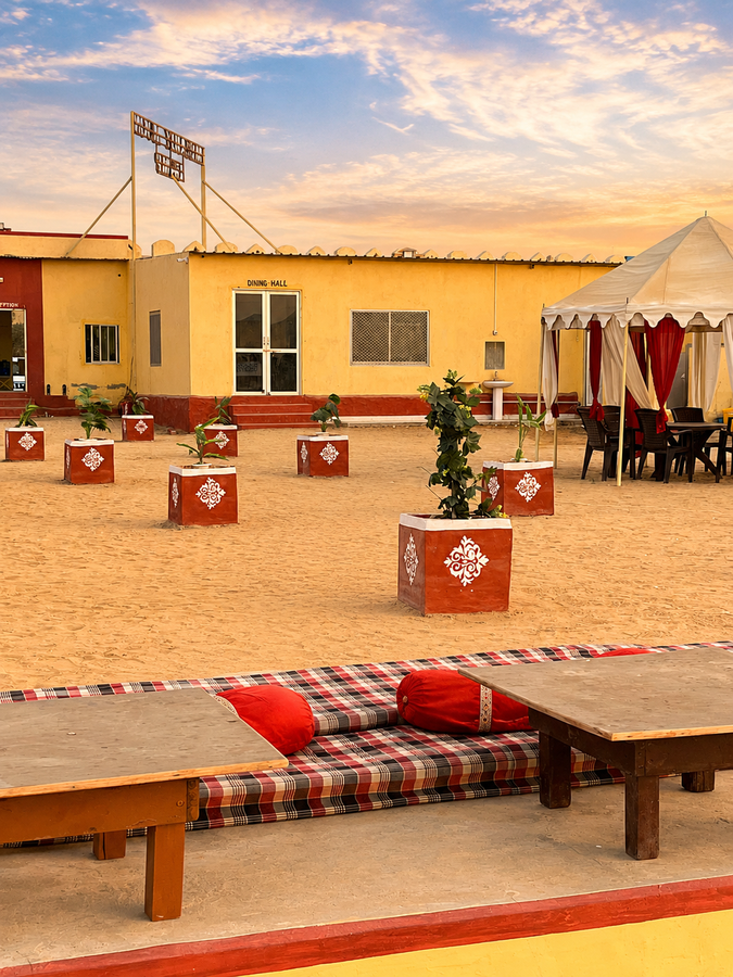 Melody Moon Desert Camp,Jaisalmer>>Dedha,3 star