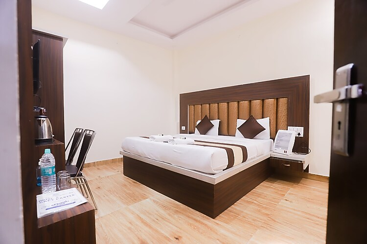 perfectstayz value grey castle near haridwar railway station