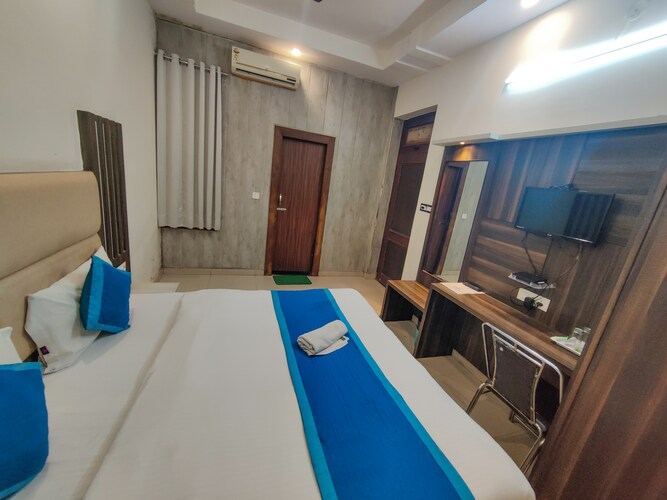 perfectstayz value grey castle near haridwar railway station