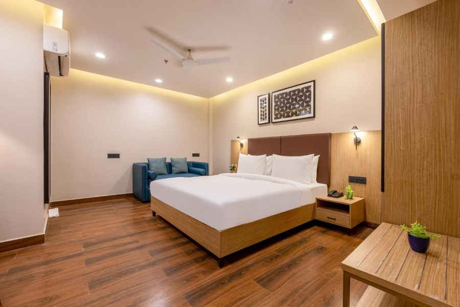 saltstayz premier sector 15 noida
