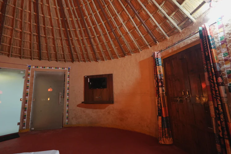 sariska tiger lodge