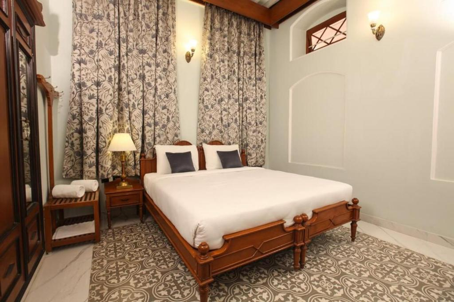 taj mahal hotel abids