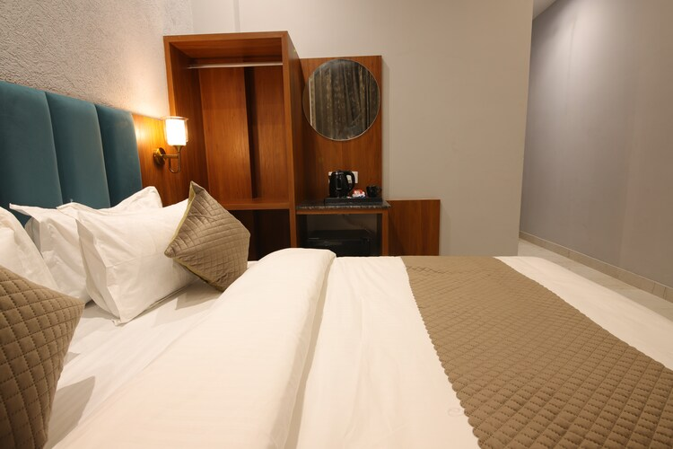 perfectstayz premium laxmi heritage