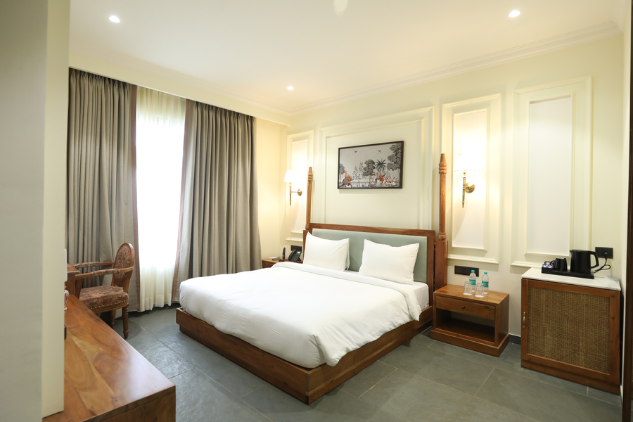akhyana hotel near unitech cyber park