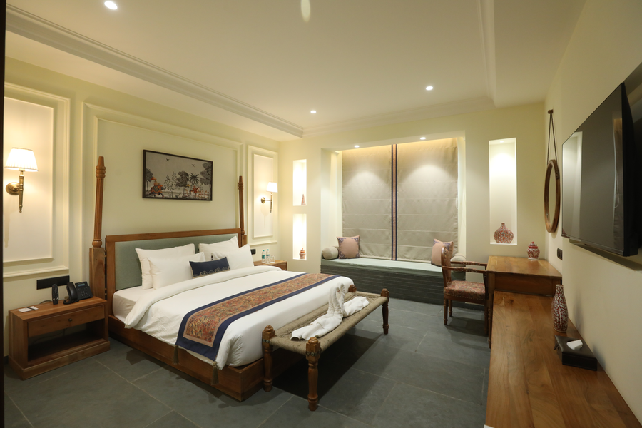 akhyana hotel near unitech cyber park