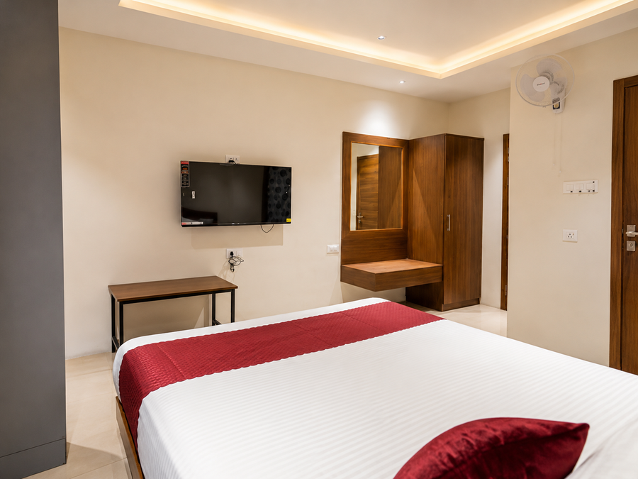 royal suites marathali bangalore