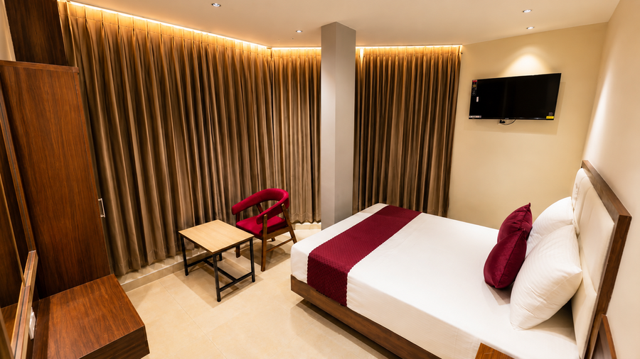 royal suites marathali bangalore