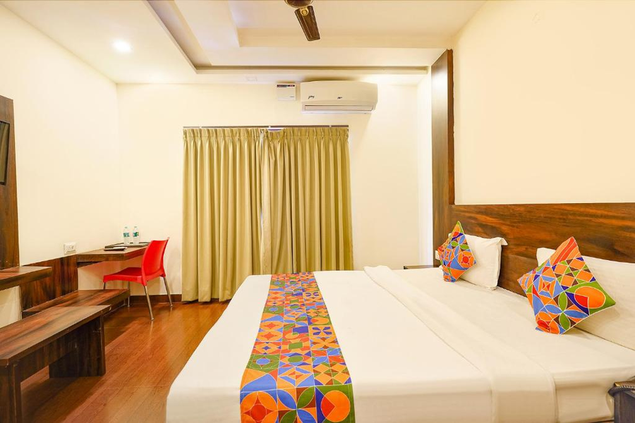 fabhotel royal wood premier