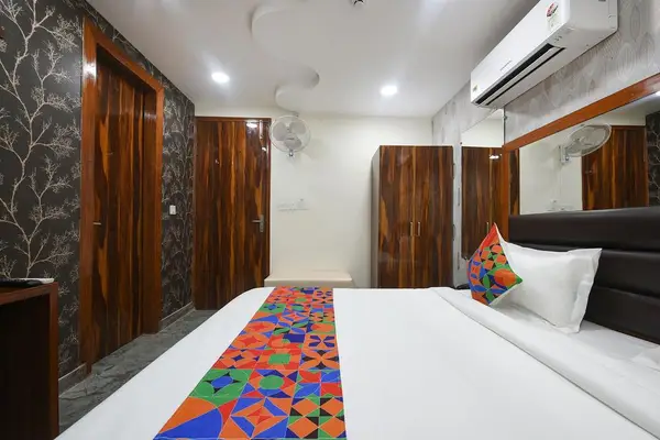 Fabhotel Mona Continental,,3 star