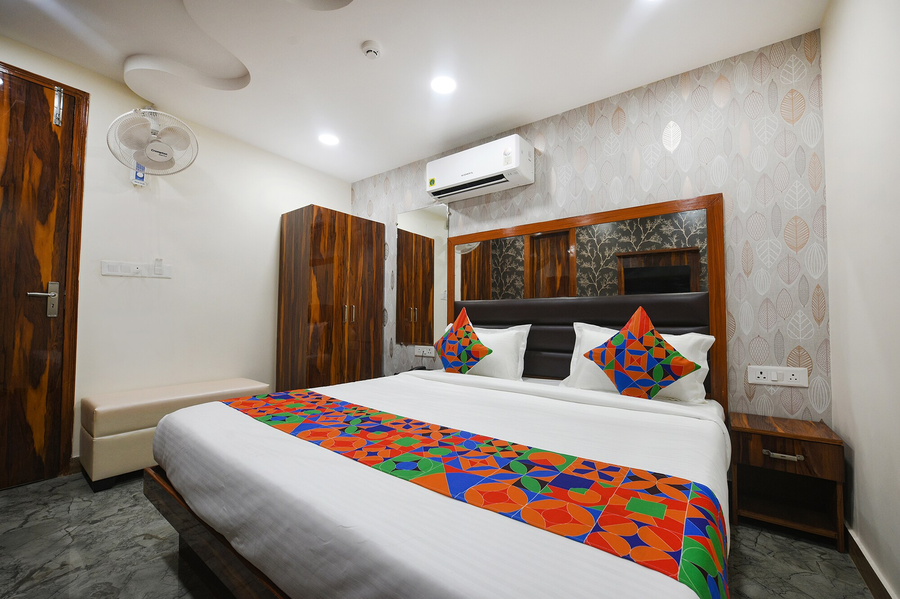 fabhotel mona continental