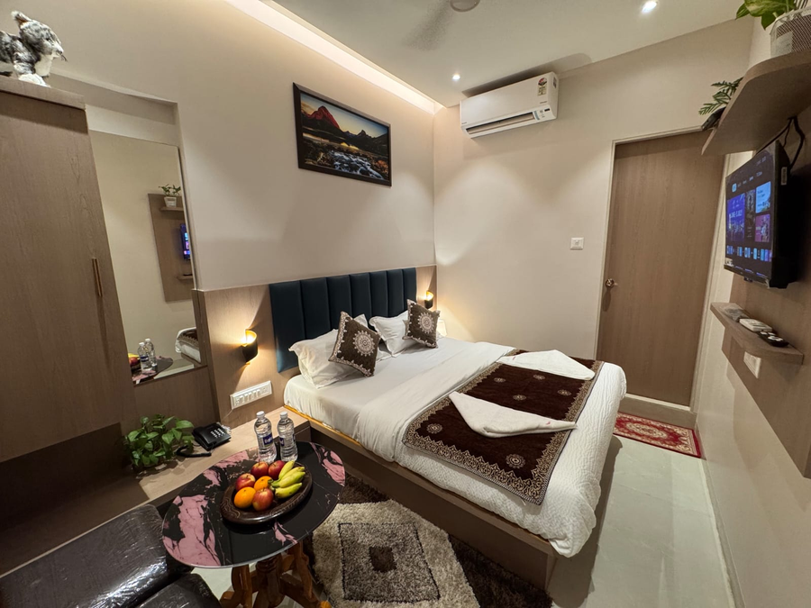 hotel regal residency