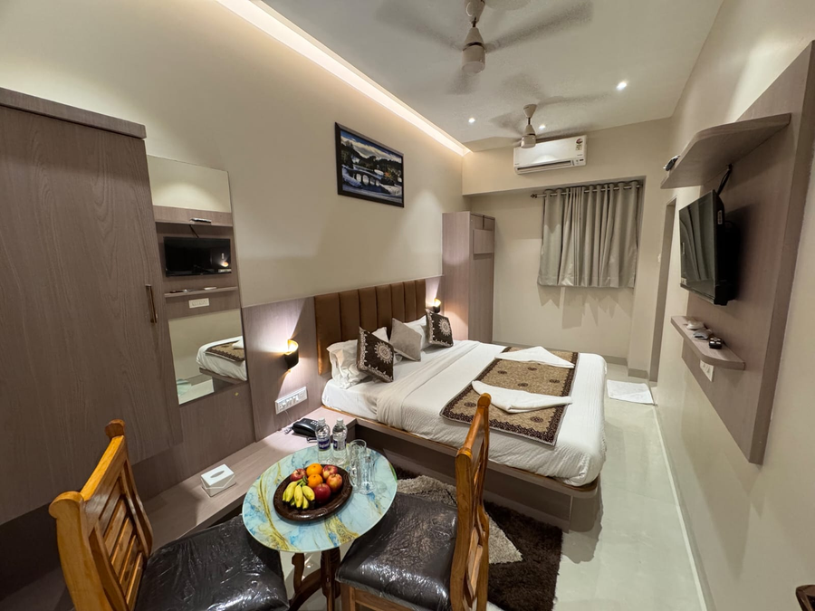 hotel regal residency