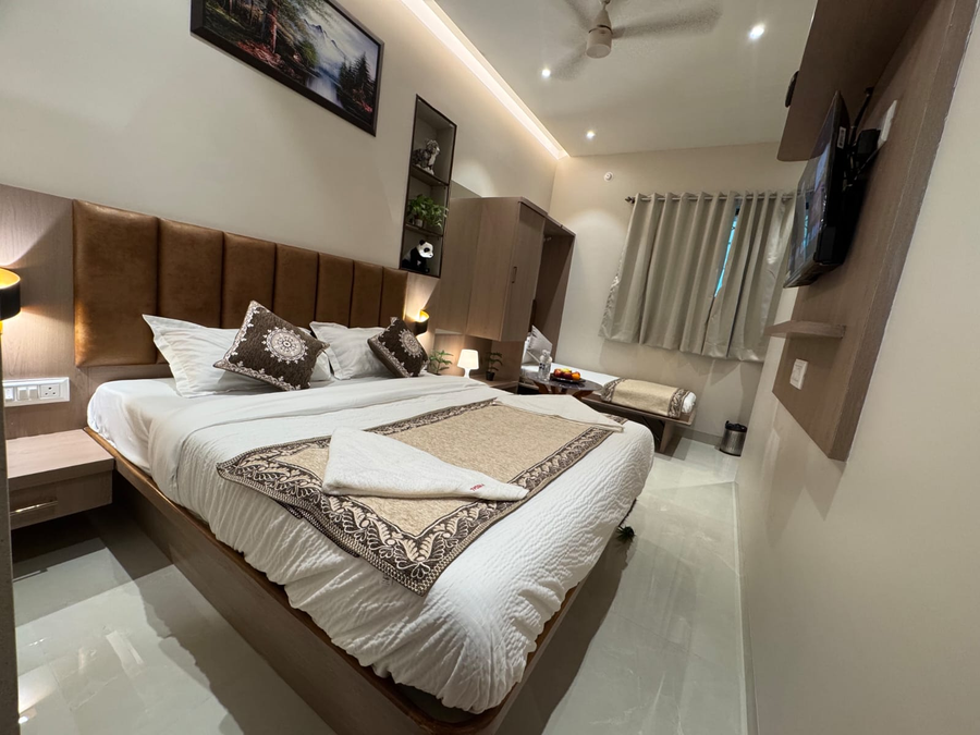 hotel regal residency