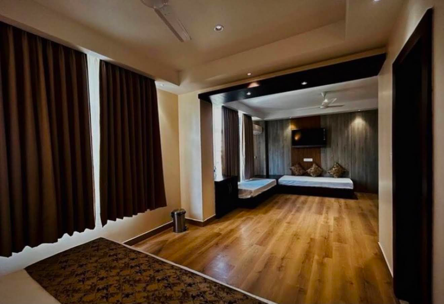 kds suites and banquets