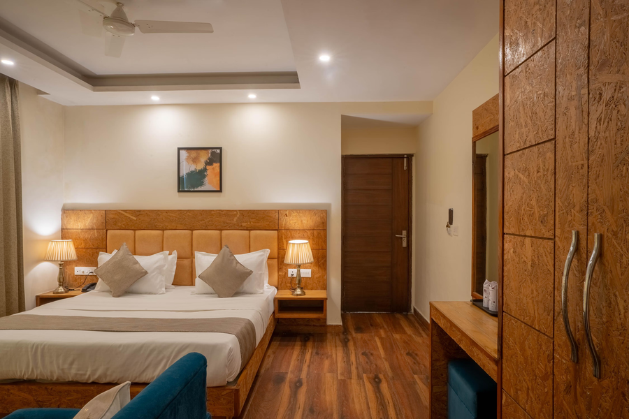 perfectstayz value valley vista 5 mins walk to mall road