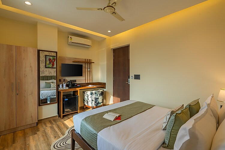 perfectstayz premium pinaaki ganges view