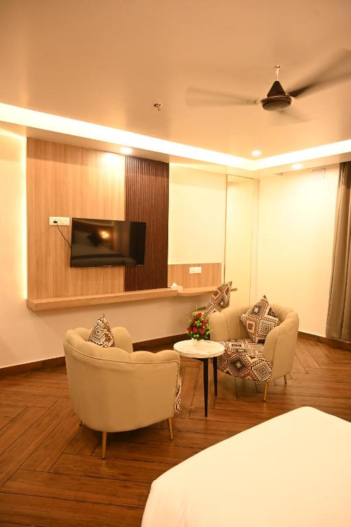 The Regal Crown By Ritya Hotels,,3 star