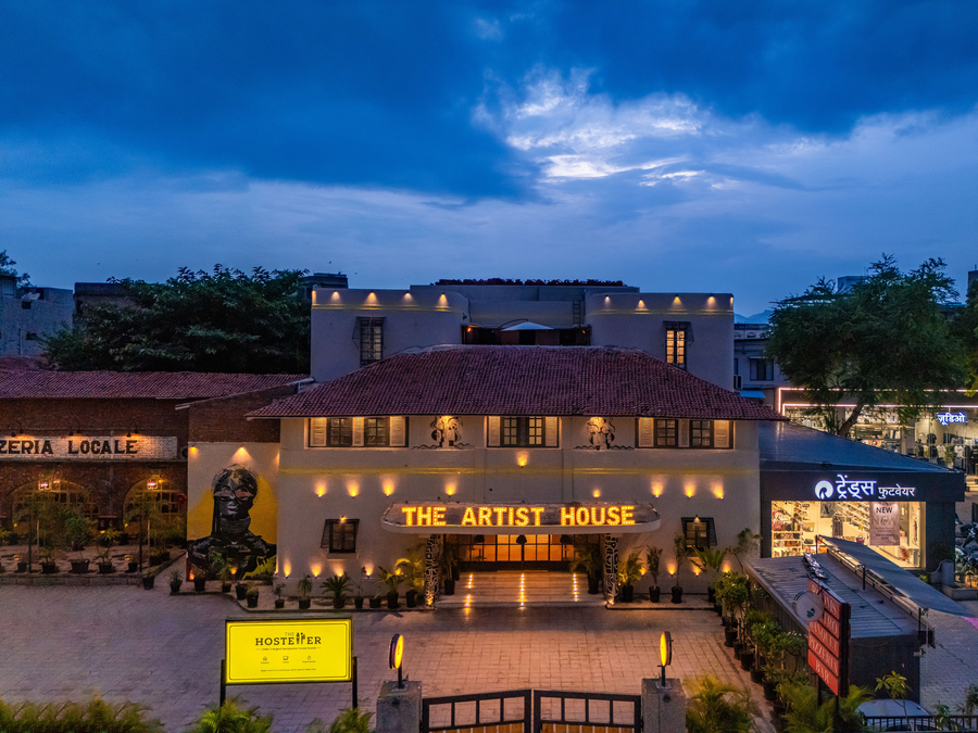 the hosteller bam udaipur artist house