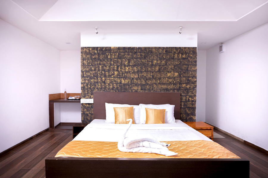 jungle edge resort