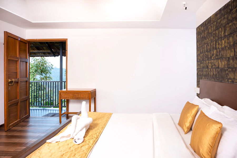 jungle edge resort
