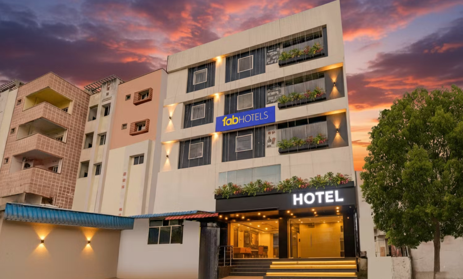 Fabhotel Aashvi,,3 star