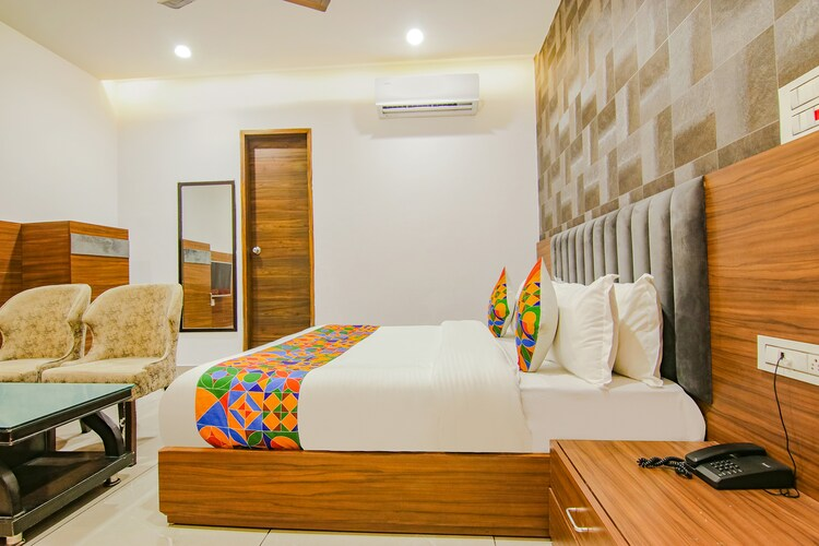 fabhotel royal mapple